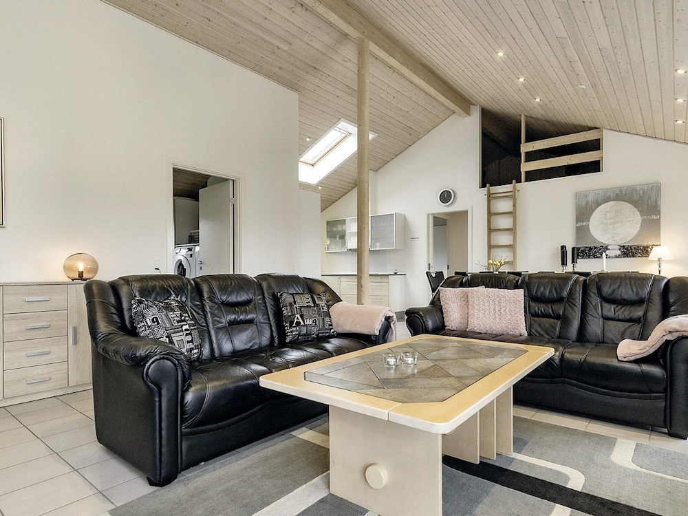Roomy Holiday Home in Falster near Sea view 5