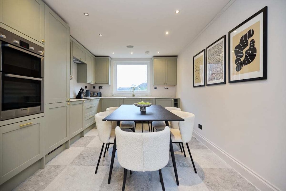 The Kensal Green Place - Modish 2bdr Flat With Study Room