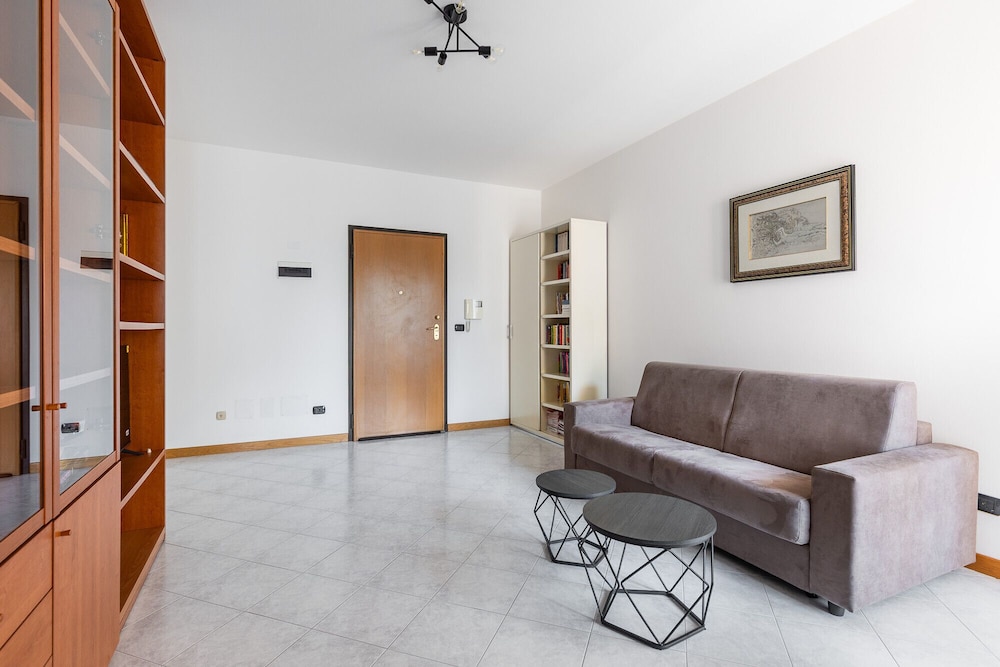 Bologna Modern Apartment by Wonderful Italy