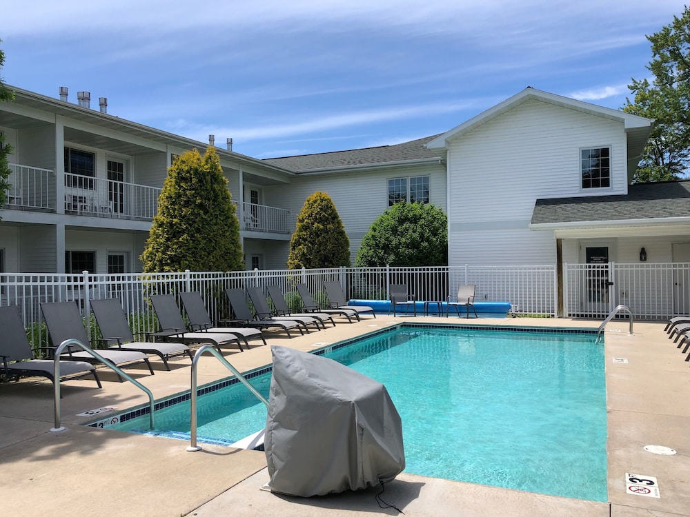 Homestead Suites