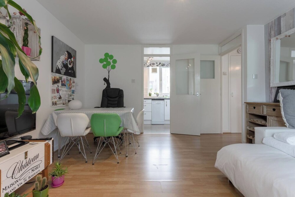 Stylish 1 Bedroom Apartment Near Clapham Junction