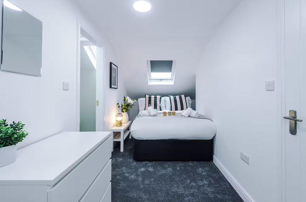 137 Watford Road