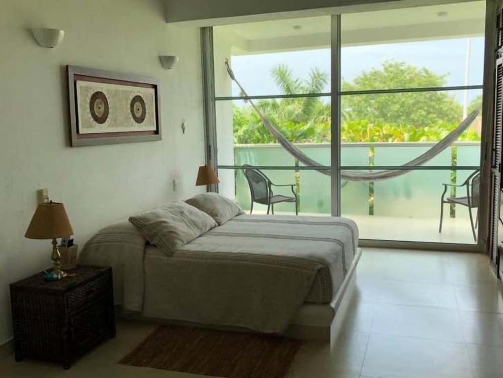 NOK Luxury 4BR Pool Villa in Manzanillo Cartagena