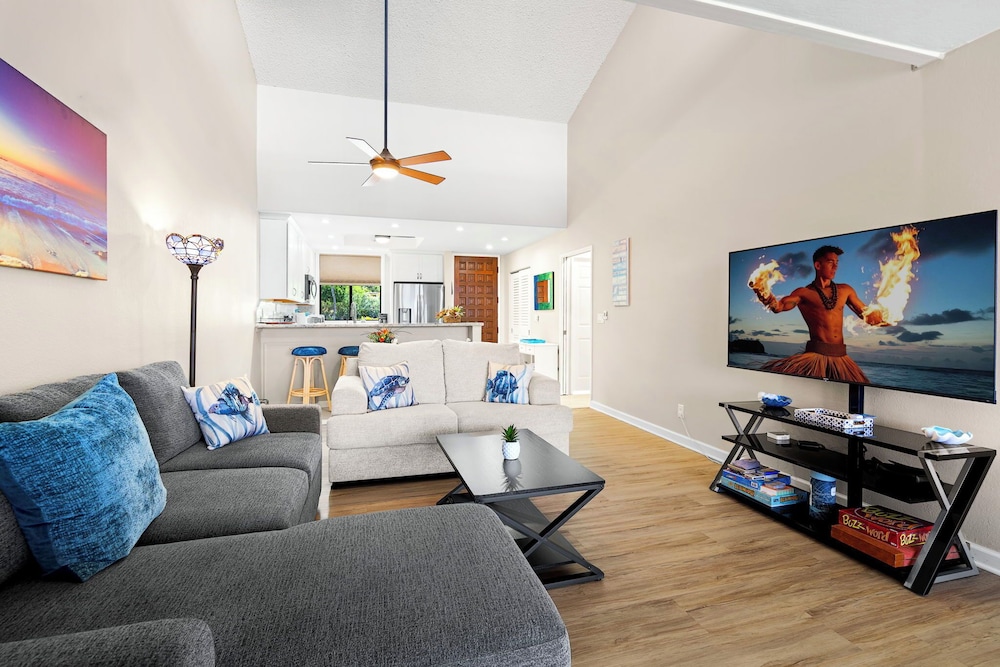 Fantastic Ocean & Golf Course Views - Close to Shopping & Beaches - Vrkcv