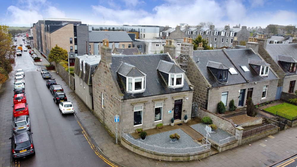 The Jays Guest House — photo 21