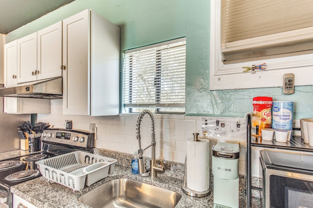 Steps to Sand: Remodeled North Myrtle Beach Condo!