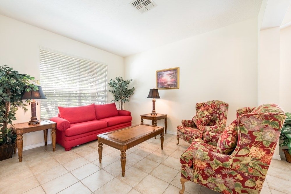 7BR Pool Home Emerald Island by SHV-8409