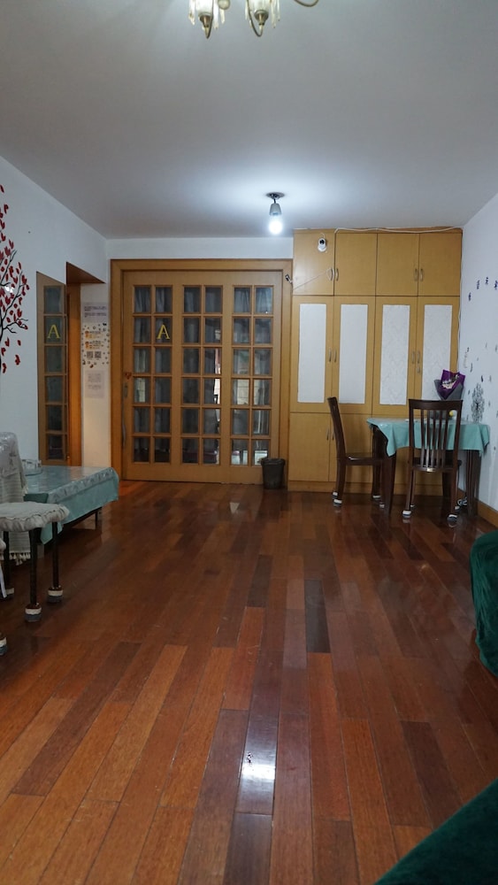 Shanghai Mofang Style Girls' Hostel