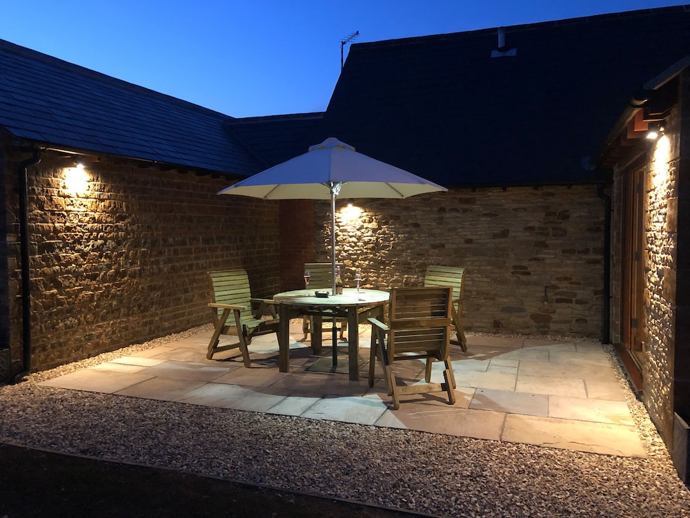 Hook Norton Barn