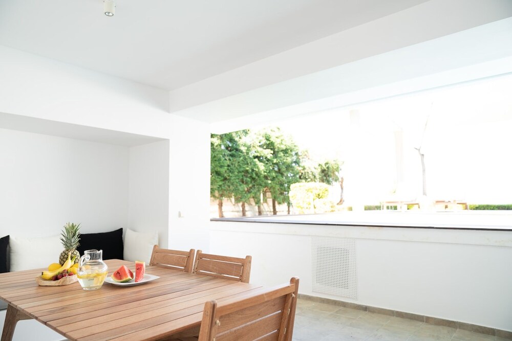 Lefkon Villa With Pool by the Sea - N Peloponnese
