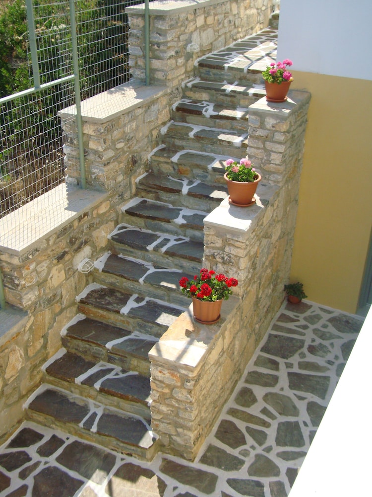 Kalados Studios