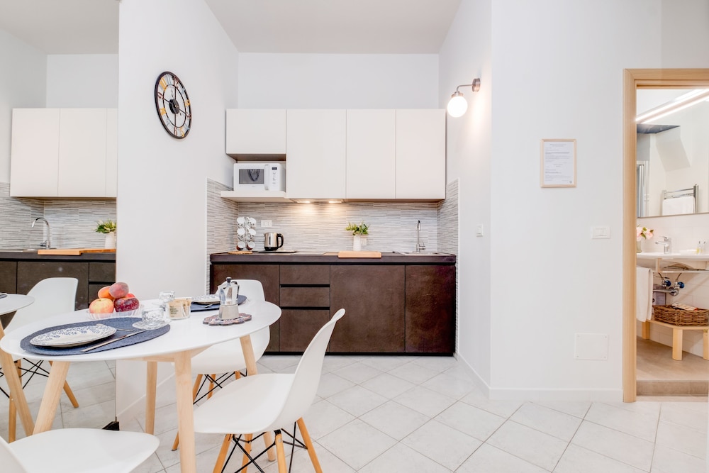Bologna ZTL Center Lovely Apartment view 4