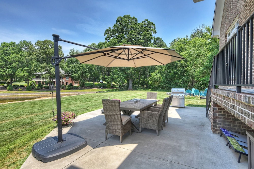 Dock Holiday by Avantstay Custom Home New Dock