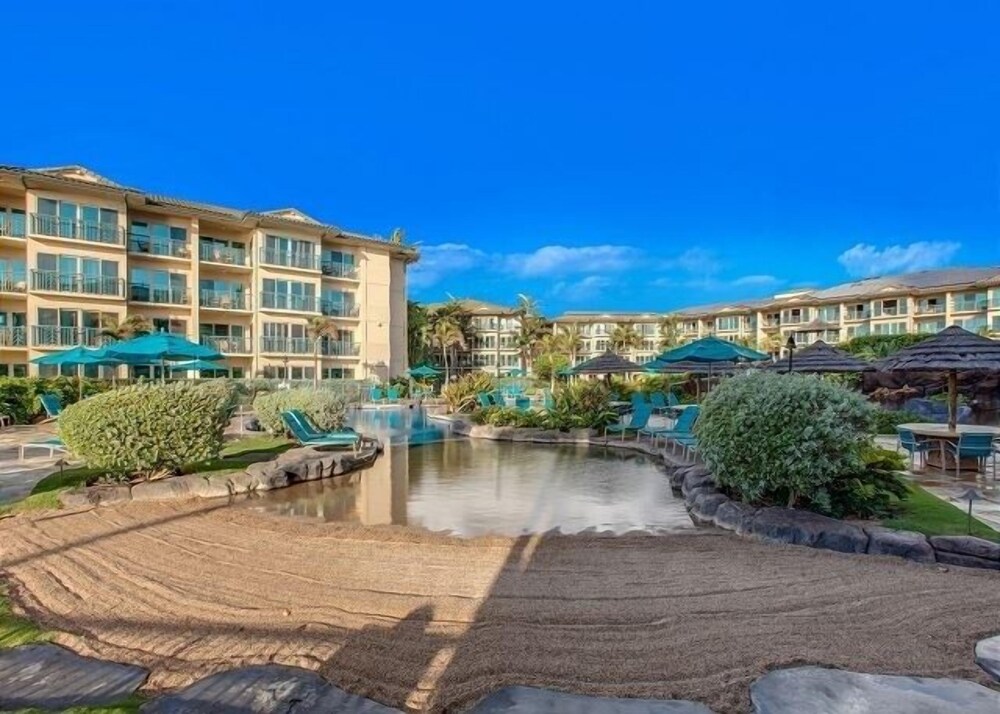 Hale Tiare 2 Bedroom Condo by RedAwning view 4