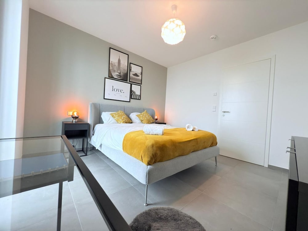 Charming one bedroom flat with terrace