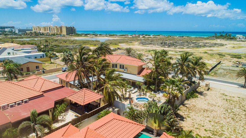 Brand NEW 4BR 5BA Villa w Privatepool Seaviews