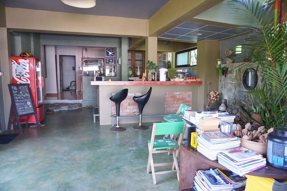 Home Phang-Nga Guesthouse