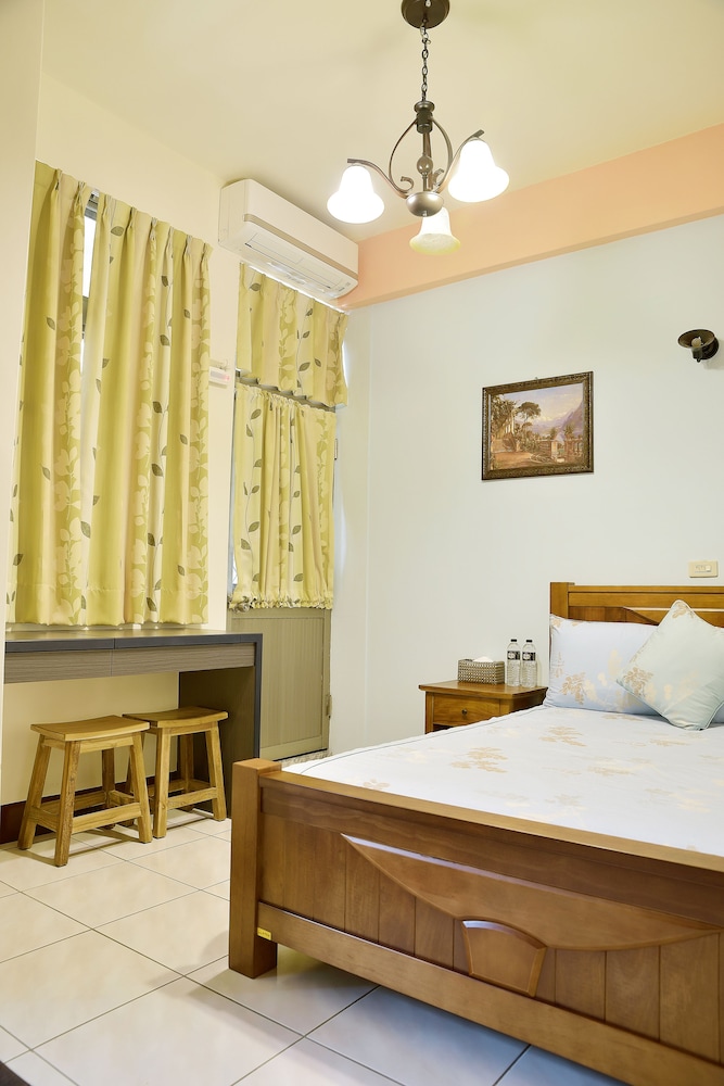 Feng's B&B