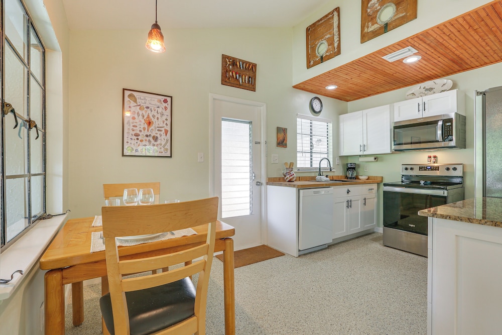 3 Mi to Dtwn Fort Myers: Apt w/ Outdoor Space