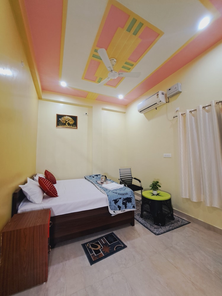 Hare Rama Palace