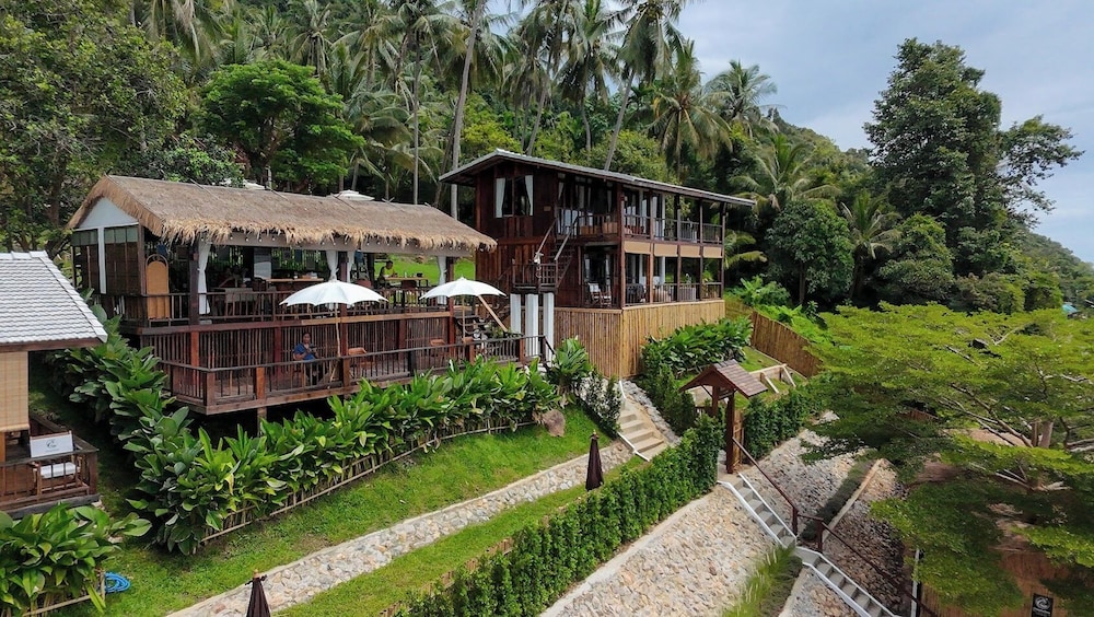 Baan Lhong View Lay