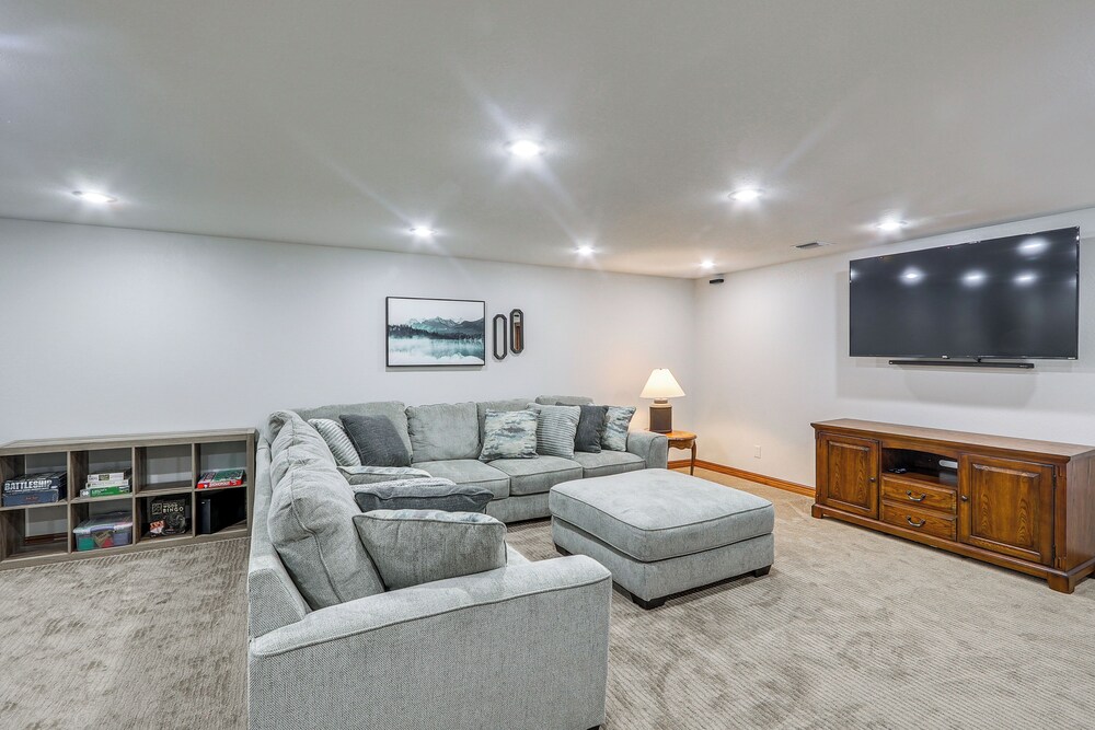 2 Mi to Main Street: Family Home in Winfield!