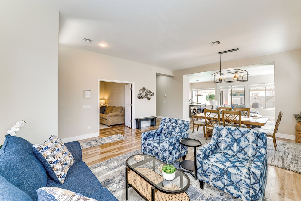 Fenced Pool & Patio: Newly Updated Surprise Home