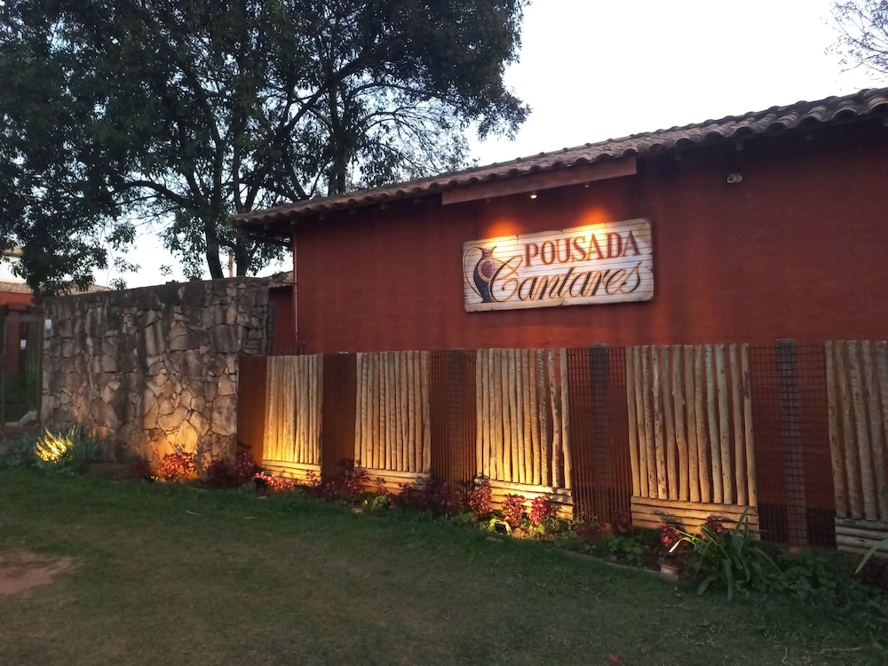 Hotel Pousada Cantares - Image 1