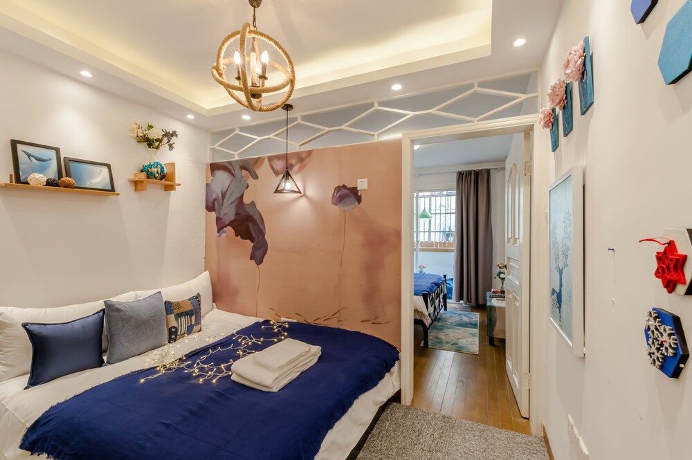 Qiyu Homestay - West Nanjing Road Branch