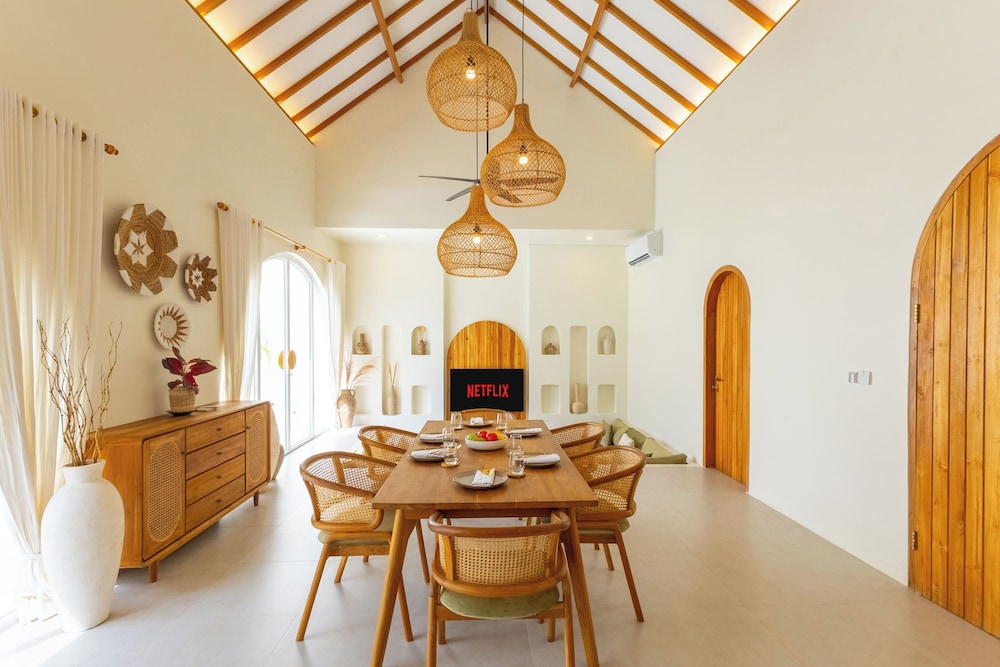 Villa Nokanhui by Pertama Management