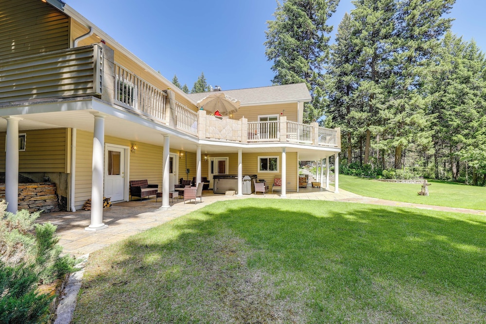 Retreat & Event Villa: Lake Access