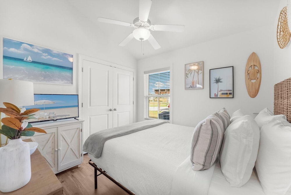 Beach House - Sun-kissed Cottage by PHG