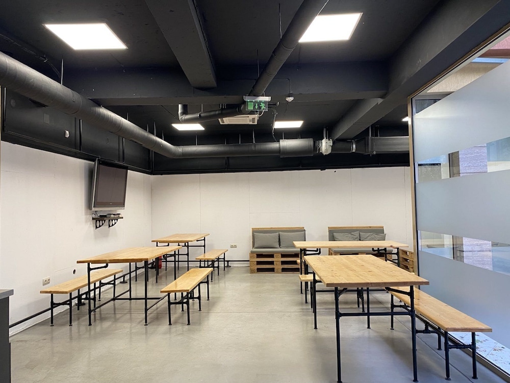 meeting & event spaces