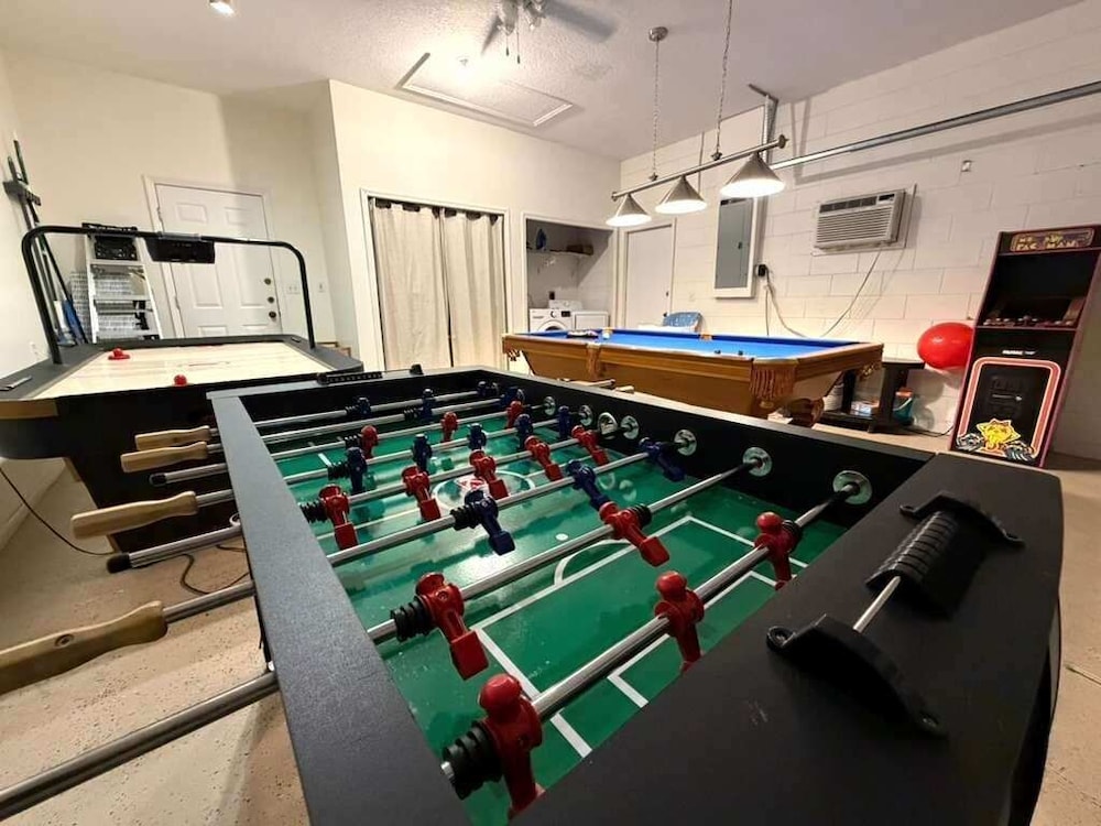 Pool •Spa •Game Rm •10 min Disney-Fun Disney Oasis