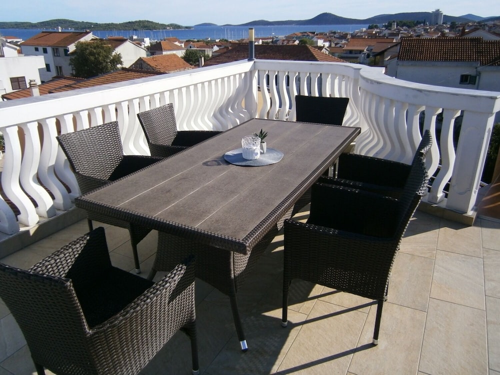 Ani - Modern - A1 Prizemlje view 2