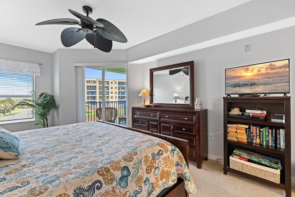 Oceanwalk 15-302