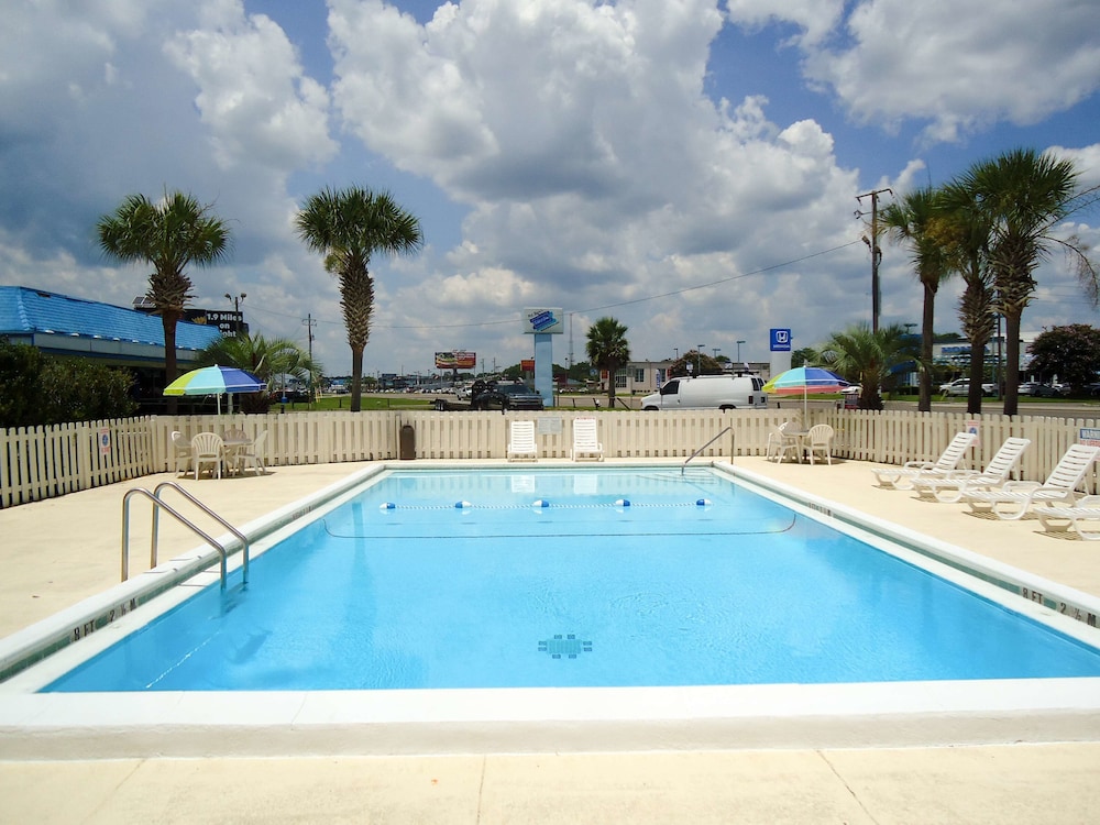 Motel 6 Pensacola, FL - Airport West