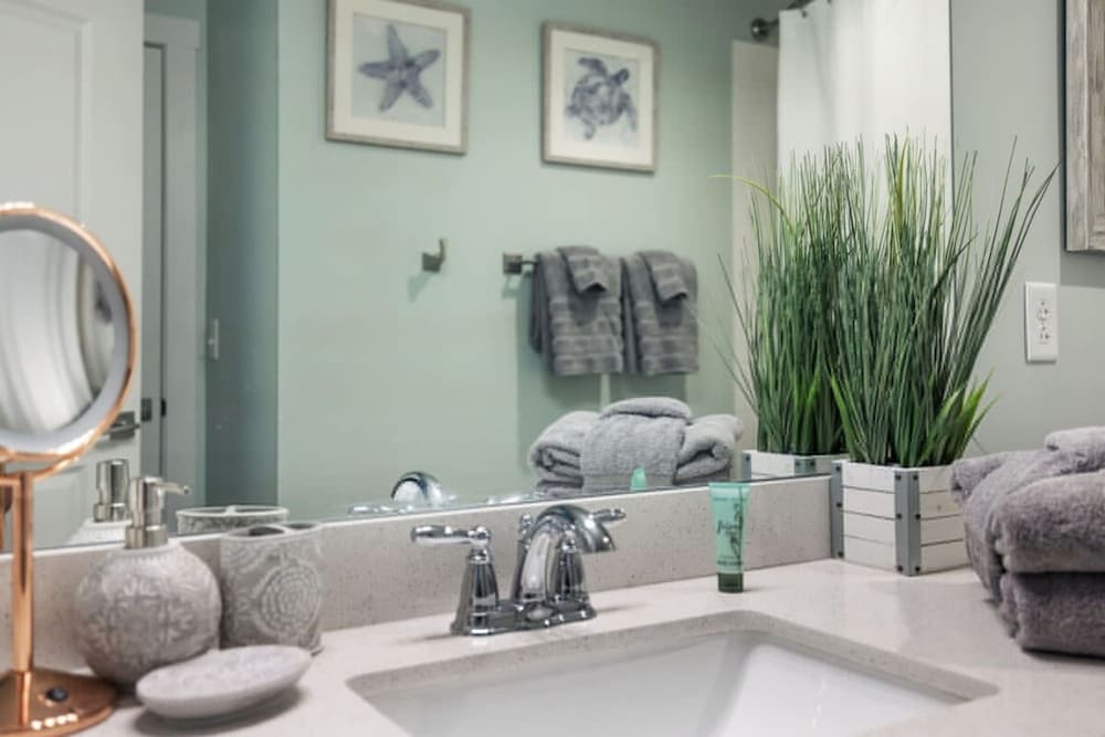 Fall Escape Ocean View Retreat Heated Pool Hot Tub