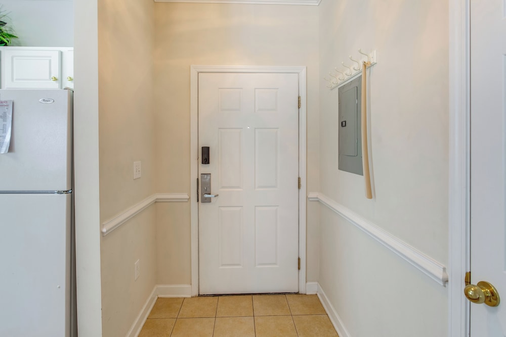 Condo w/ Golf Course View in Barefoot Resort!