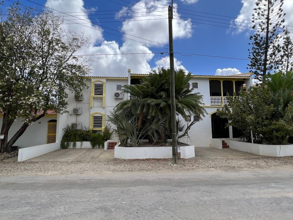 Divers Paradise Bonaire