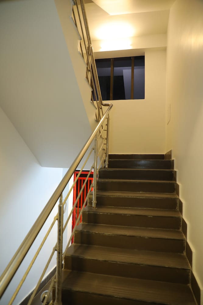 Aashhiana Guest House Entire 2BHK Service Apartments, Kolkata
