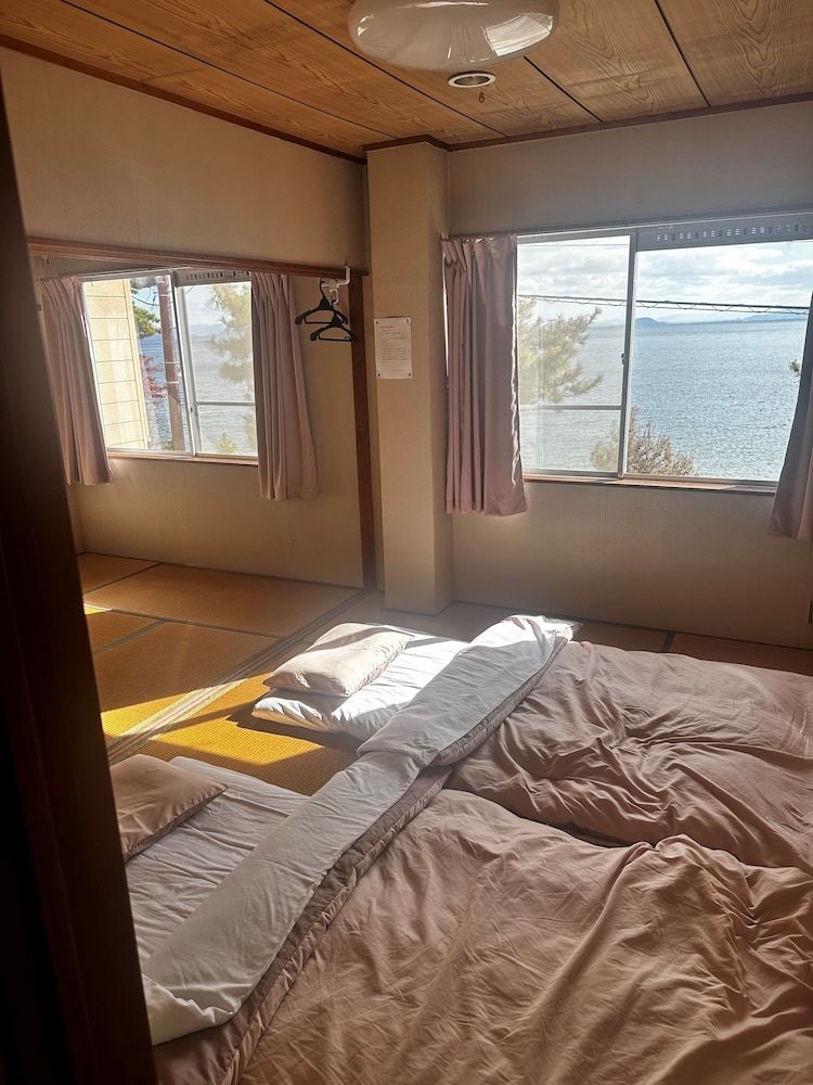 Pension Lakeside view 4