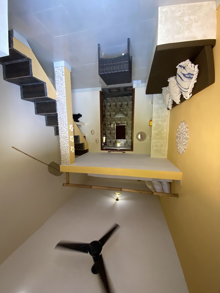 Villa Anjing 2
