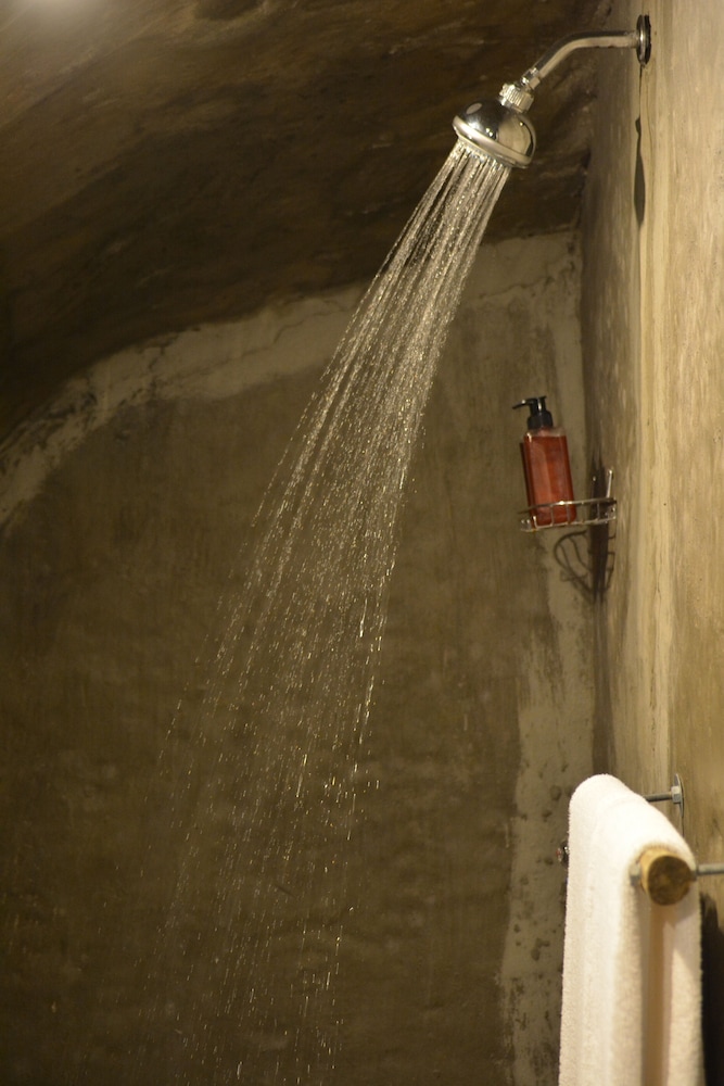 Photo 51