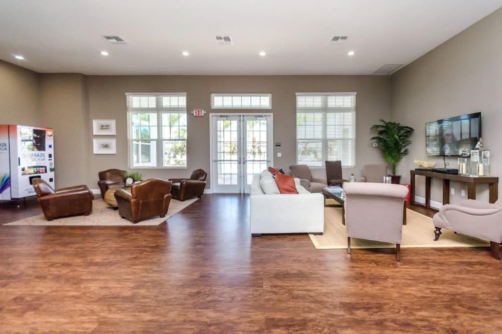 Amazing 4bdr few Miles From Disney - 3210