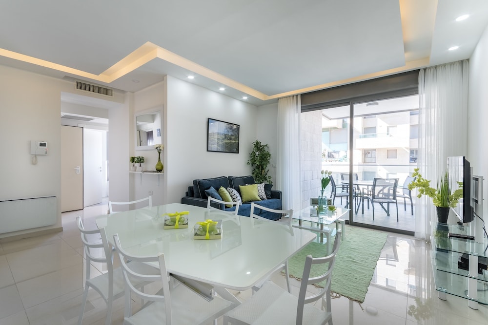 Full Option 7People Terrace-Lift-Parking
