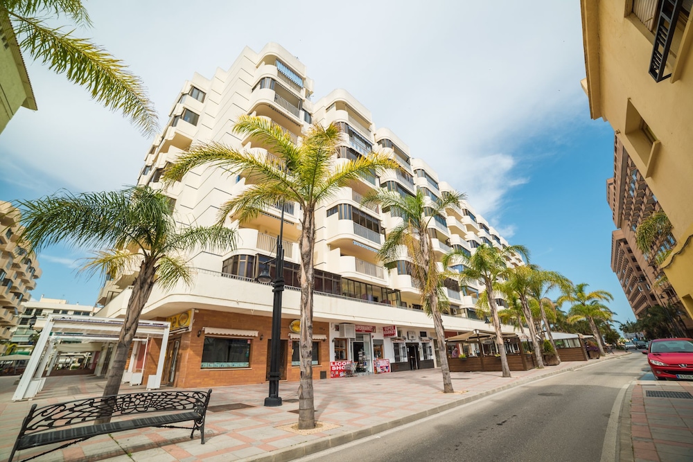 Edicicio Sol Playa | 5  Pax | First Line | 3652-AW