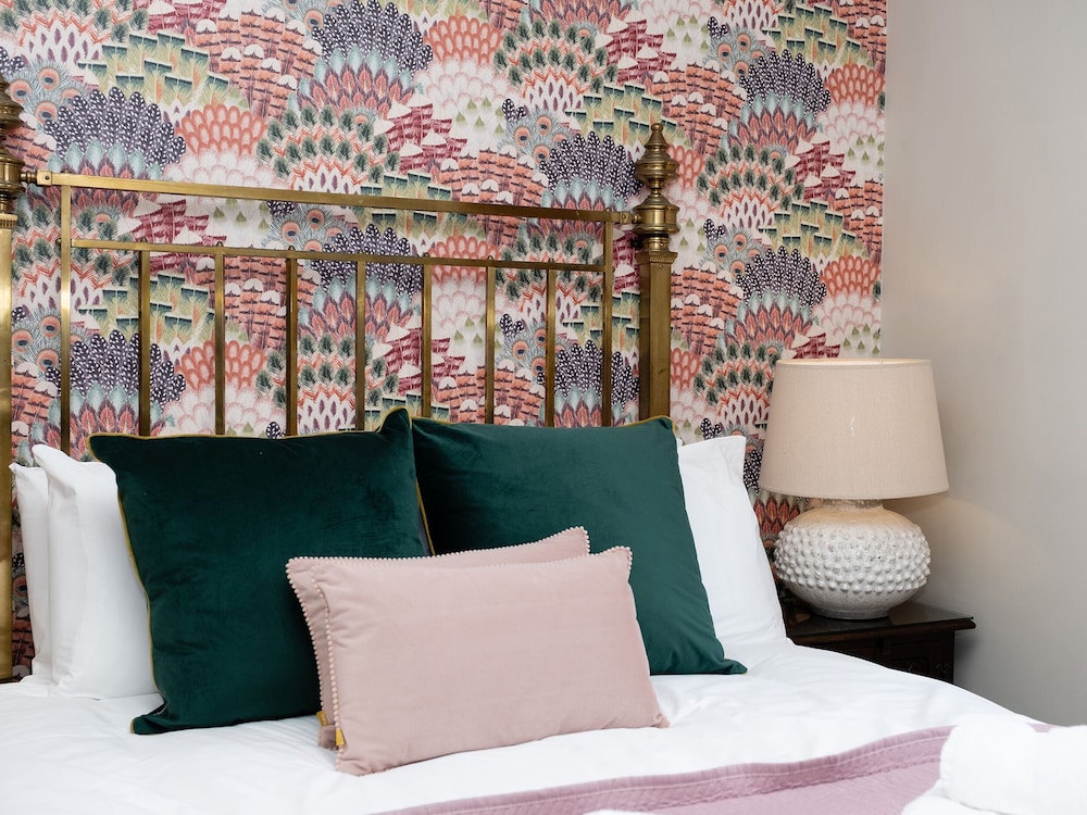 Watermouth Castle, Bassett Apartment