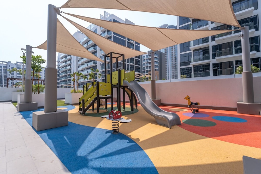 Serene Studio Apartment at Azizi Riviera Near to Burj Khalifa