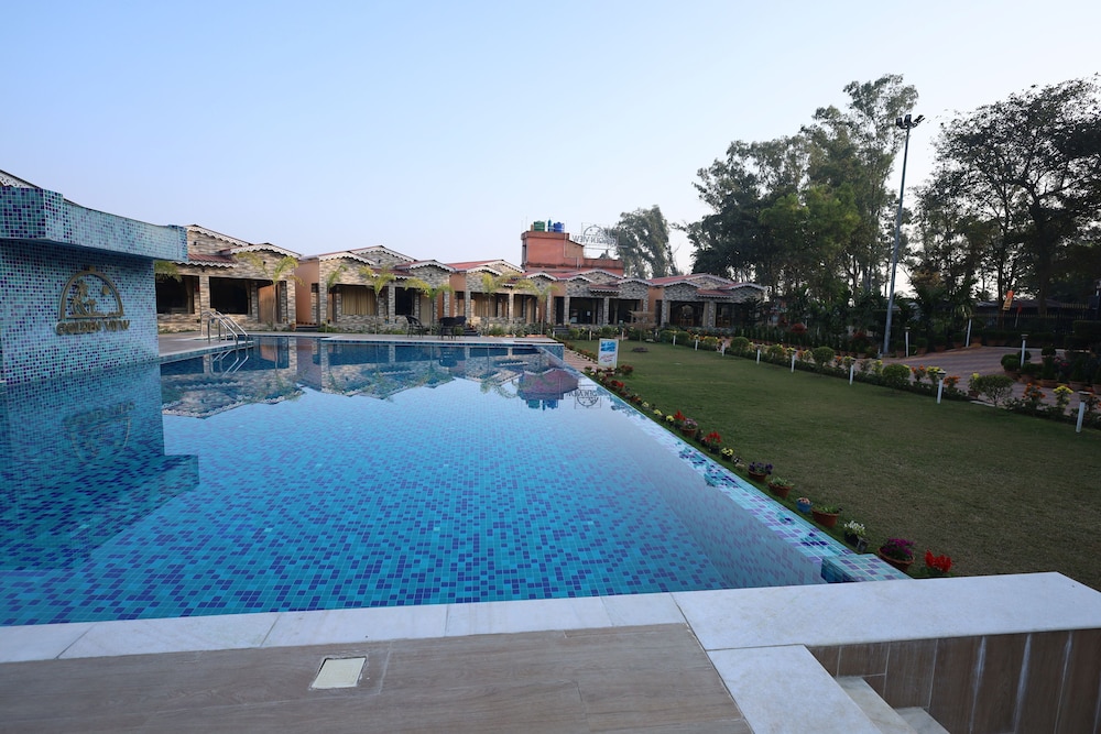 Golden View Resort & Restaurant